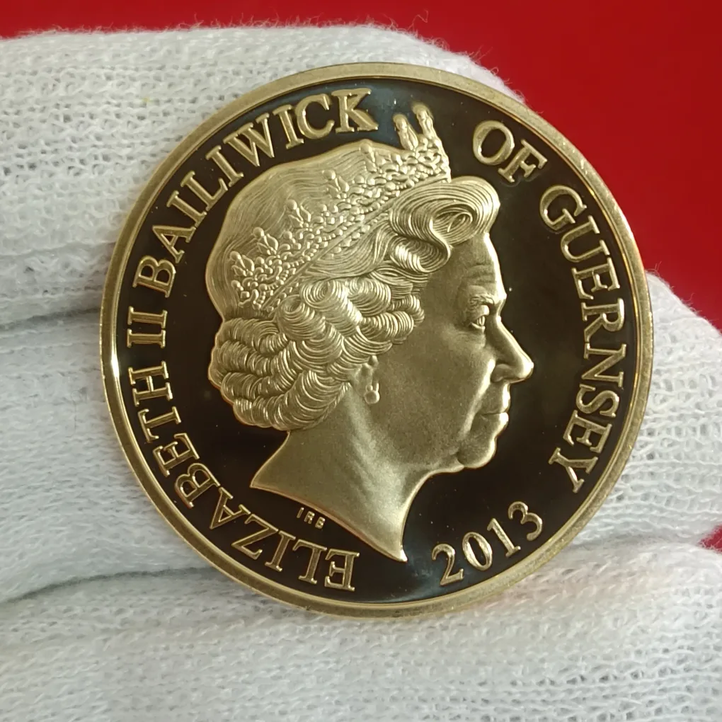 Rare Coronation Jubilee HM Queen Elizabeth Fifty Pence Proof Coin Year 2013 The Gold State Coach Issue Country Guernsey