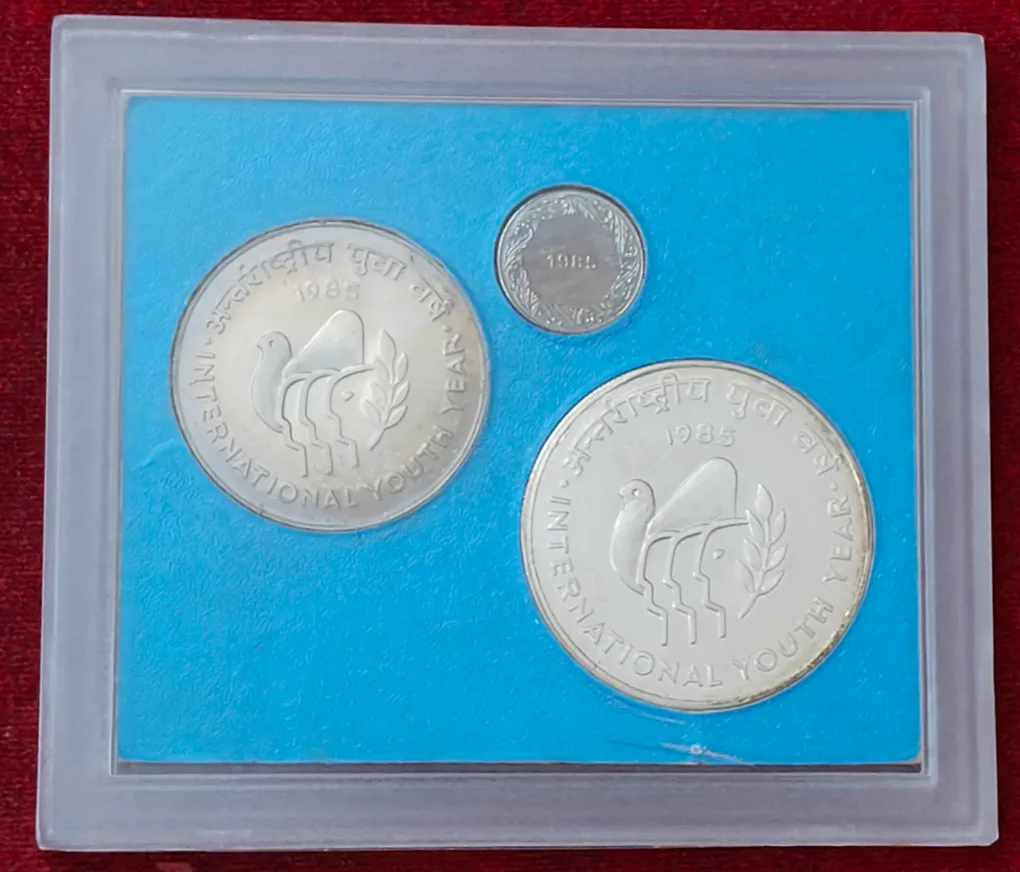 1985 – International Youth Year Proof 2 Coins Set (Rs.100, Rs.10) Calcutta Mint(Kolkata)