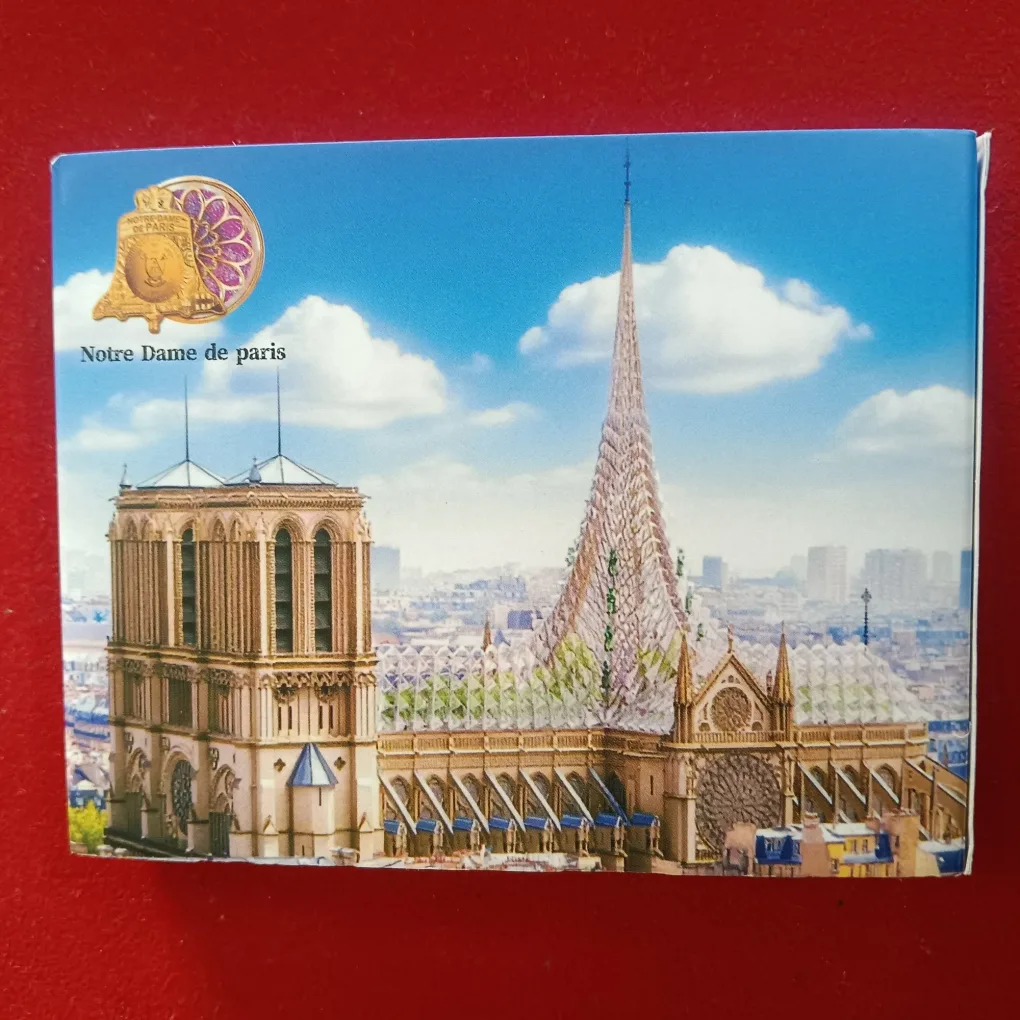 Ex Rare Notre-Dame de Paris Commemorative Proof Coin ★ 🇨🇲 Cameroon – 2025 – 100 Francs CFA | 53.3 g (47 g Copper + 6.3 g Silver) | BU (Brilliant Uncirculated) | Bi-Metal Issue | Limited Mintage: 666 pcs