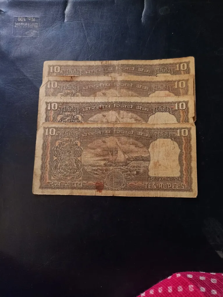 Blackboat notes KR Puri Signature Rare And Collectable Notes 4 piece given