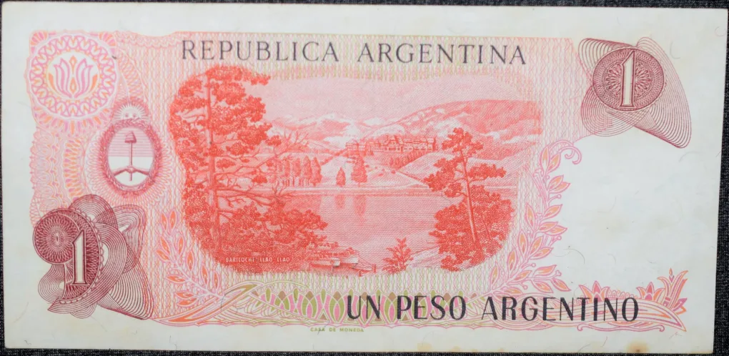 1 Peso of Argentina (AD 1983-1984) with Portrait of José de San Martín/ Llao Hotel in the tourist resort of San Carlos de Bariloche