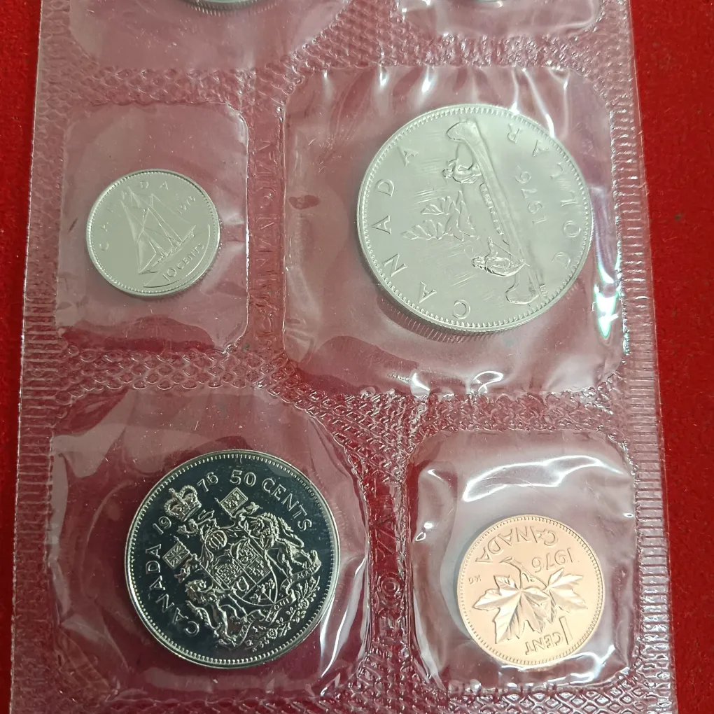 Rare Royal Canadian Mint Uncirculated Proof Coin Set 1976 Year Issued By Canada Mint