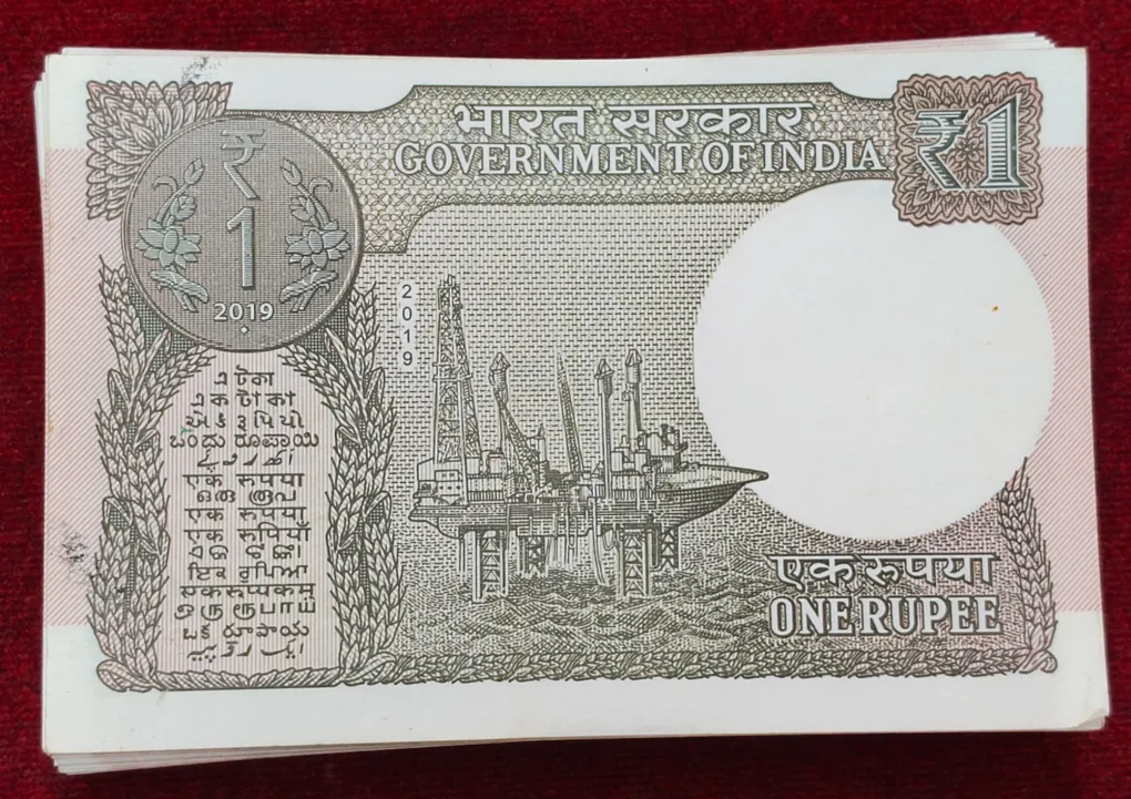 2019 One Rupees Governor Subhash Garg Rare Unc (99 Note) Serial Packet (Only 963956 Number Note Missing)