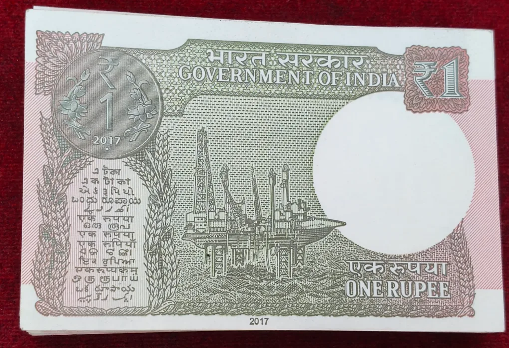 2017 One Rupees Governor Shaktikant Das Rare Unc (99 Note) Serial Packet With 786 Fancy Number (Only 166777 Number Note Missing)