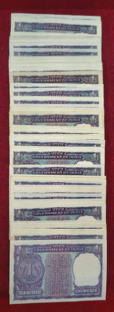 One Rupees (Big Coin) Mix Governor Mix Year Unc (100 Note) Lott