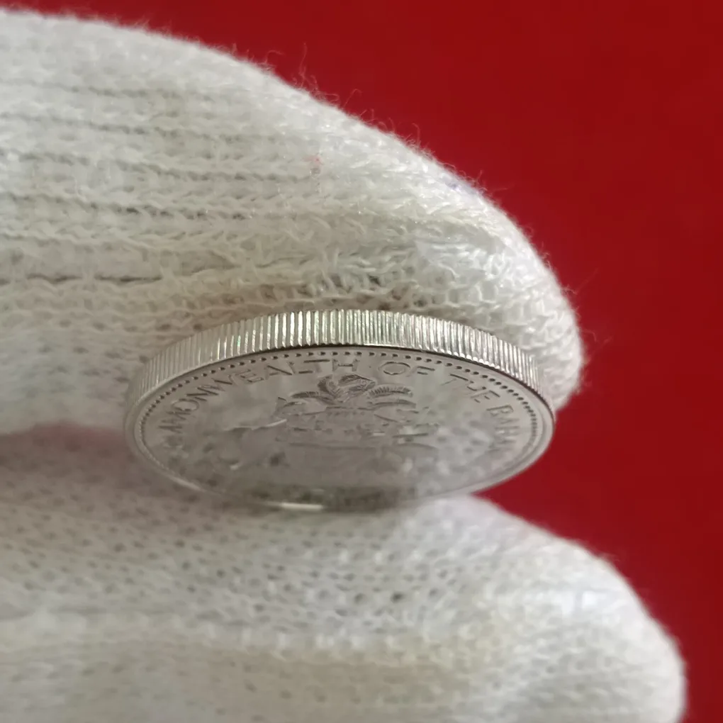 Rare Twenty Five Cents Proof Coin Commonwealth of The Bahamas Year 1974 Issued By BAHAMAS Island F12