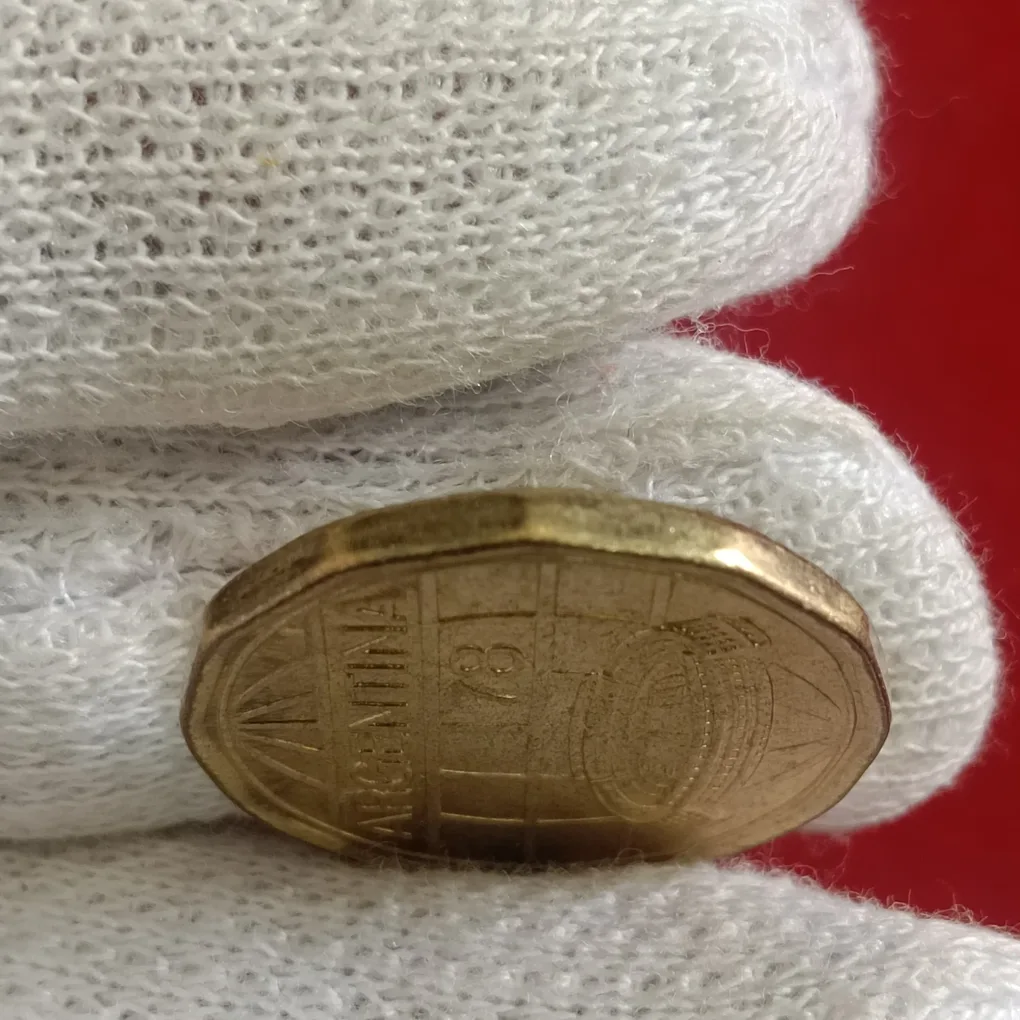 Rare Argentina 78 Fifa World Cup Soccer 100 Pesos Proof Coin Issue By Argentina F15