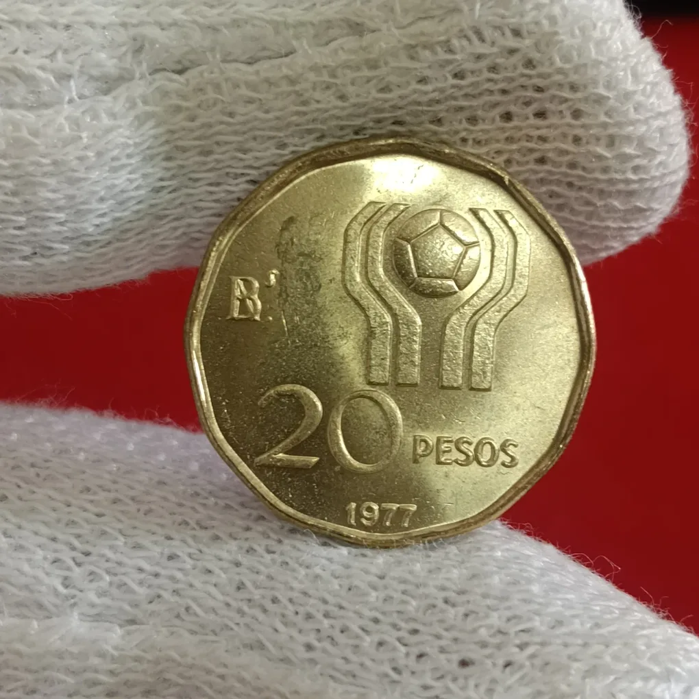 Rare 20 PESOS Argentina 78 FIFA World Cup Soccer 1977 Year Proof Coin Issued Argentina F26