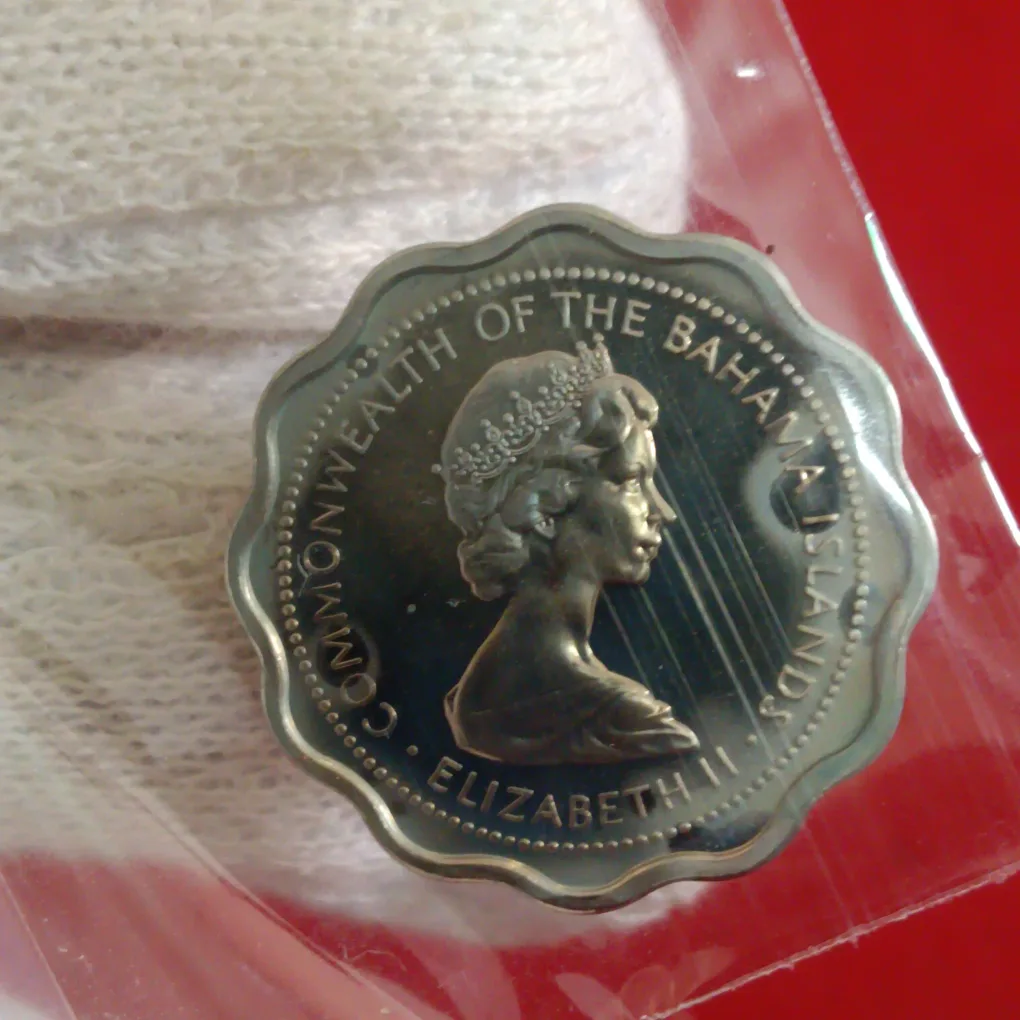 Rare Elizabeth II Bahama Islands Ten Cents Whale Year 1972 Proof Coin Issue by Bahama F27
