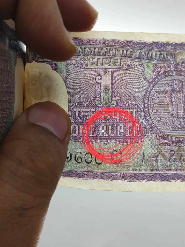 ONE RUPEES 1969 GOVERNOR I.J.PATEL RARE SERIAL PACKET ( HOLE PACKET)