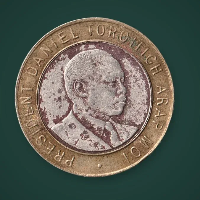 Rare Kenya 10 Shillings 1995 President Daniel Toroitich Arap Moi Republic of Kenya Bi-Metallic World Coin # A1095